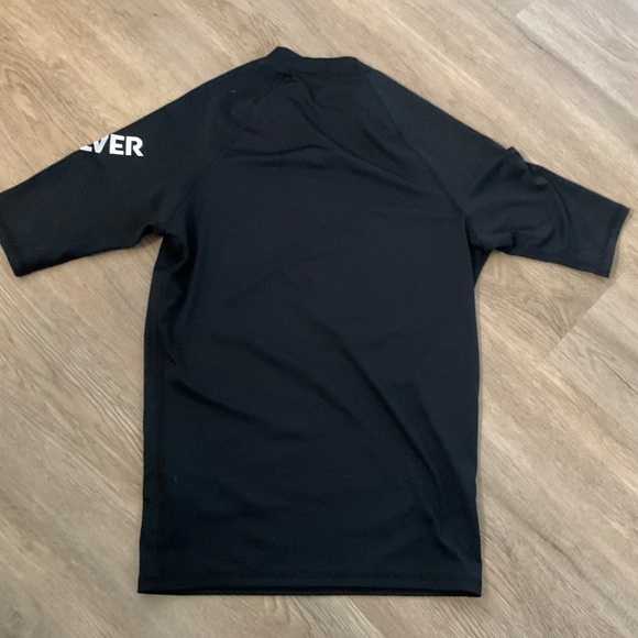 Quiksilver Rash-guard - Picture 2 of 3